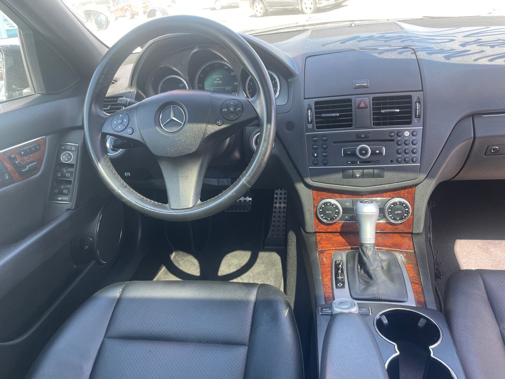 2011 Mercedes-Benz C-Class Image 21