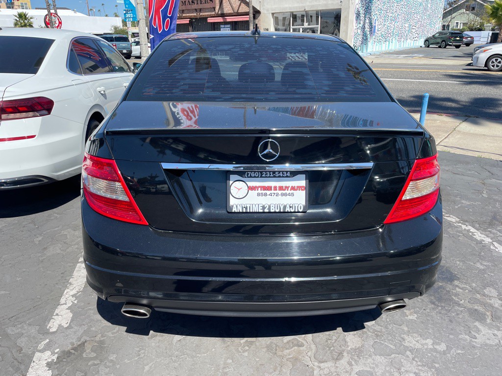 2011 Mercedes-Benz C-Class Image 33