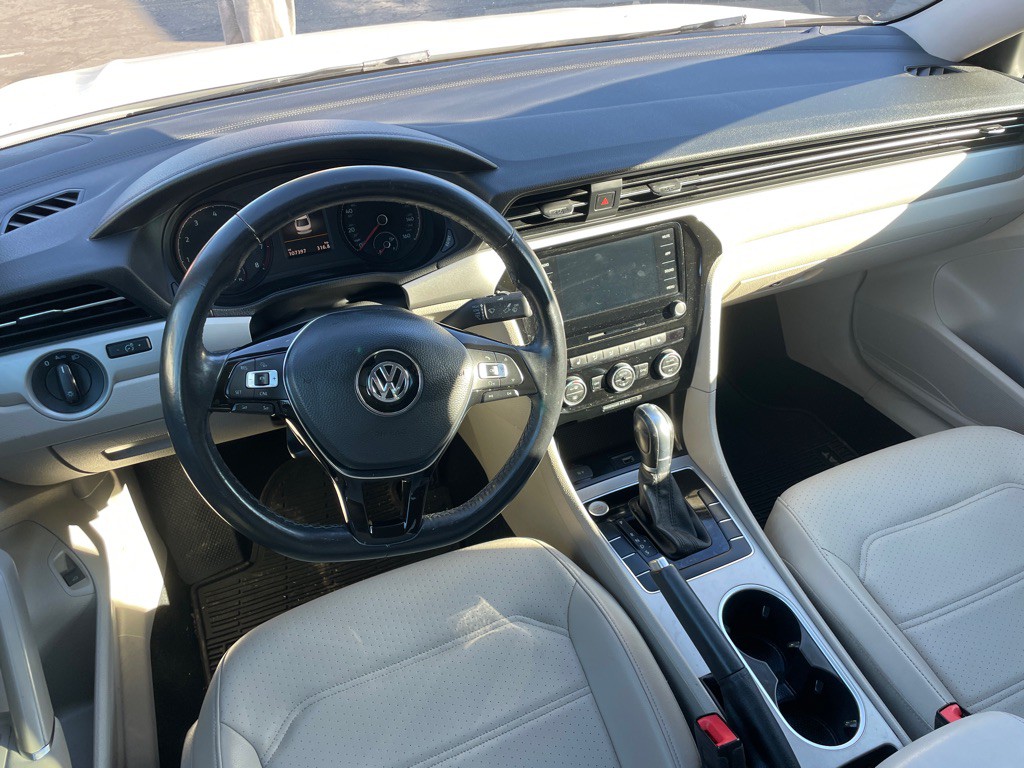 2020 Volkswagen Passat Image 7