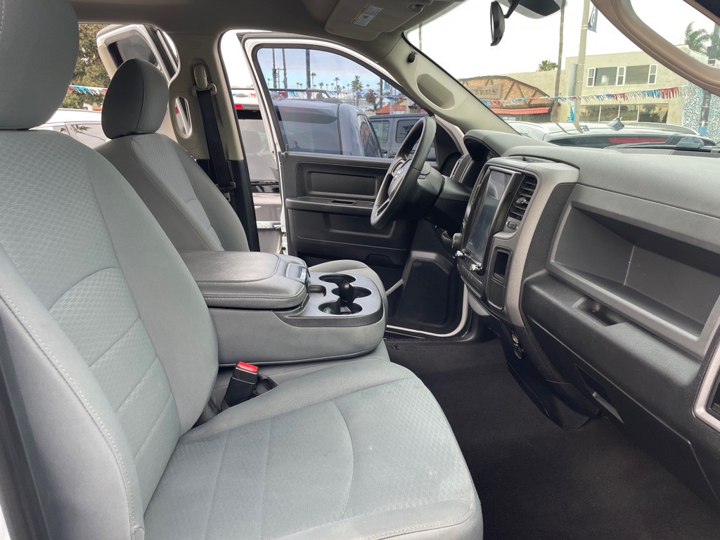 2017 RAM 1500 Image 2