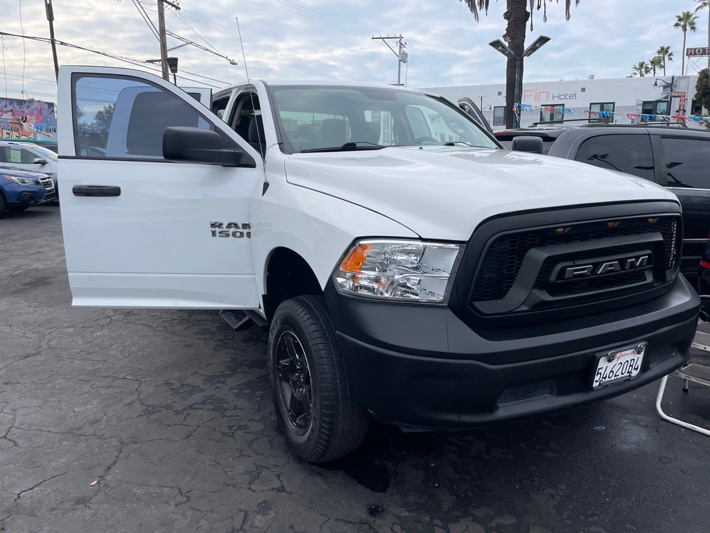 2017 RAM 1500 Image 4