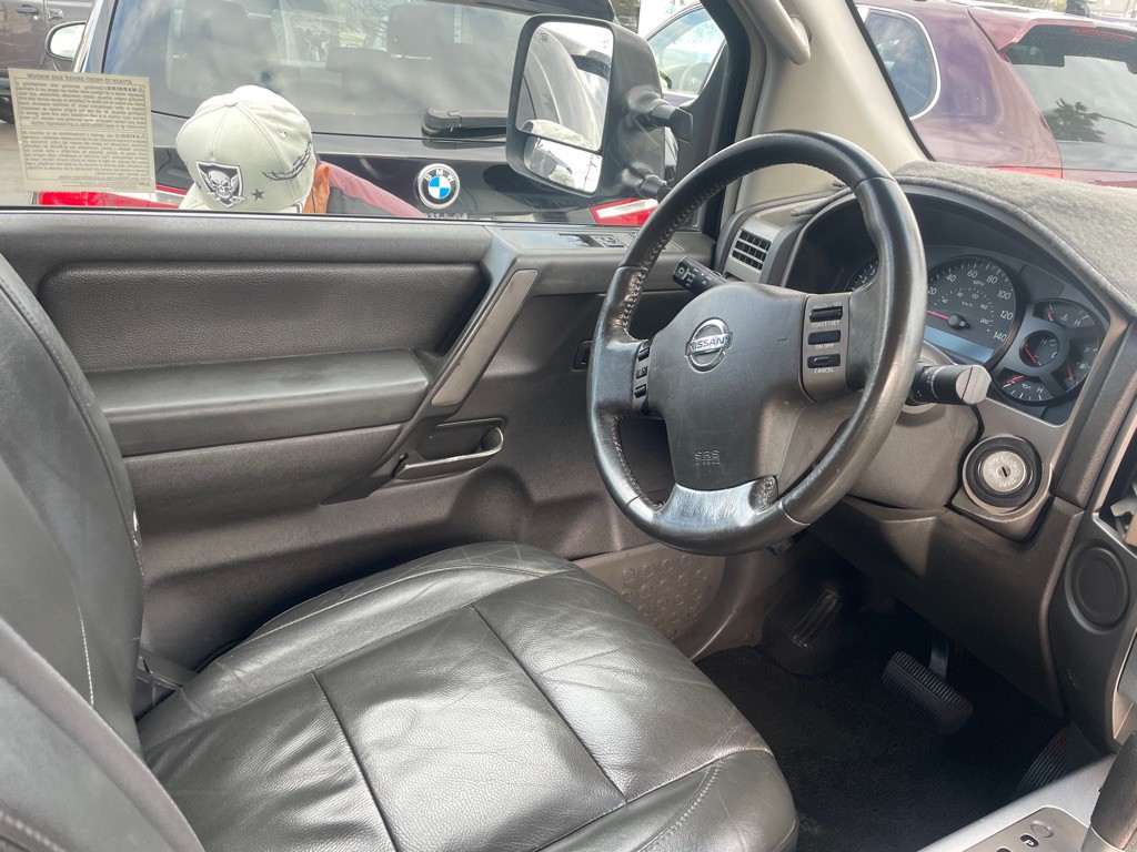 2006 Nissan Titan Image 5