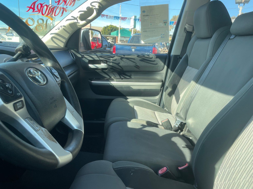 2015 Toyota Tundra Image 5