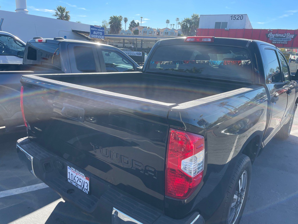 2015 Toyota Tundra Image 8