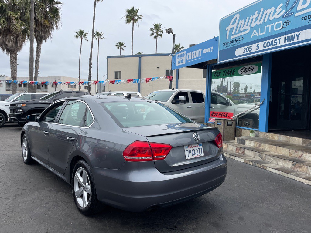 2015 Volkswagen Passat Image 5