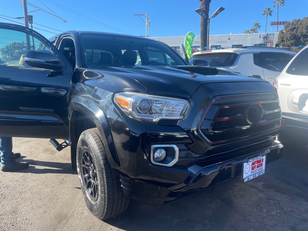 2016 Toyota Tacoma Image 1