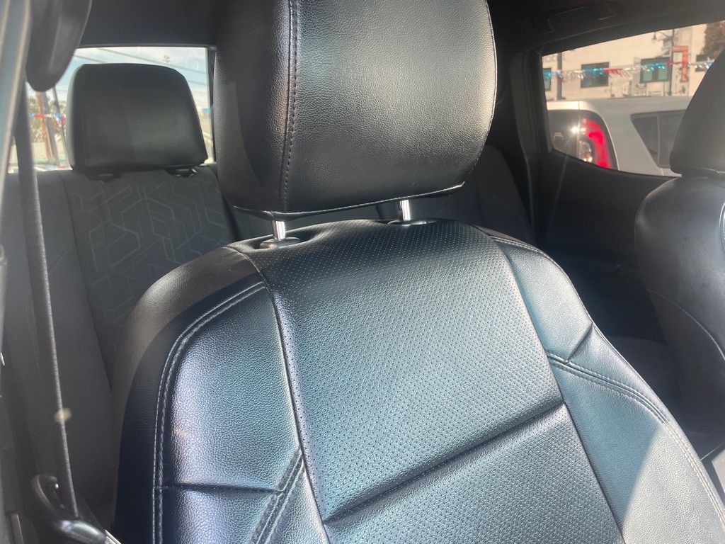 2016 Toyota Tacoma Image 6