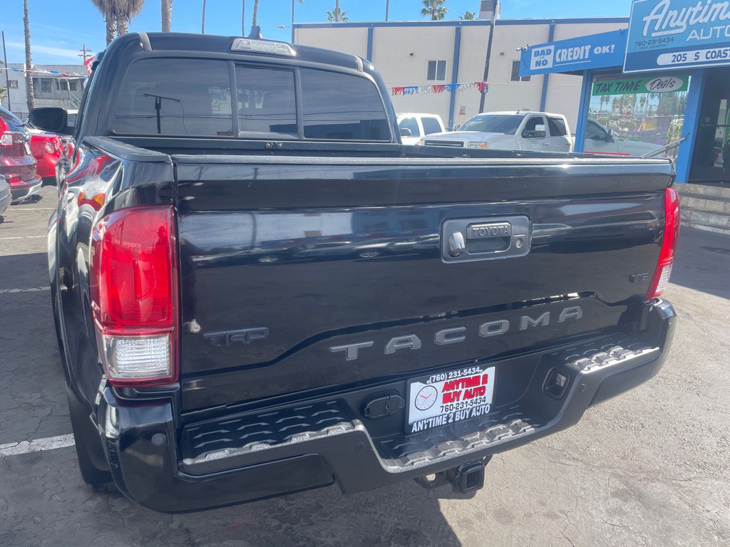 2016 Toyota Tacoma Image 21