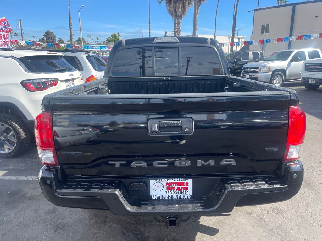 2016 Toyota Tacoma Image 28