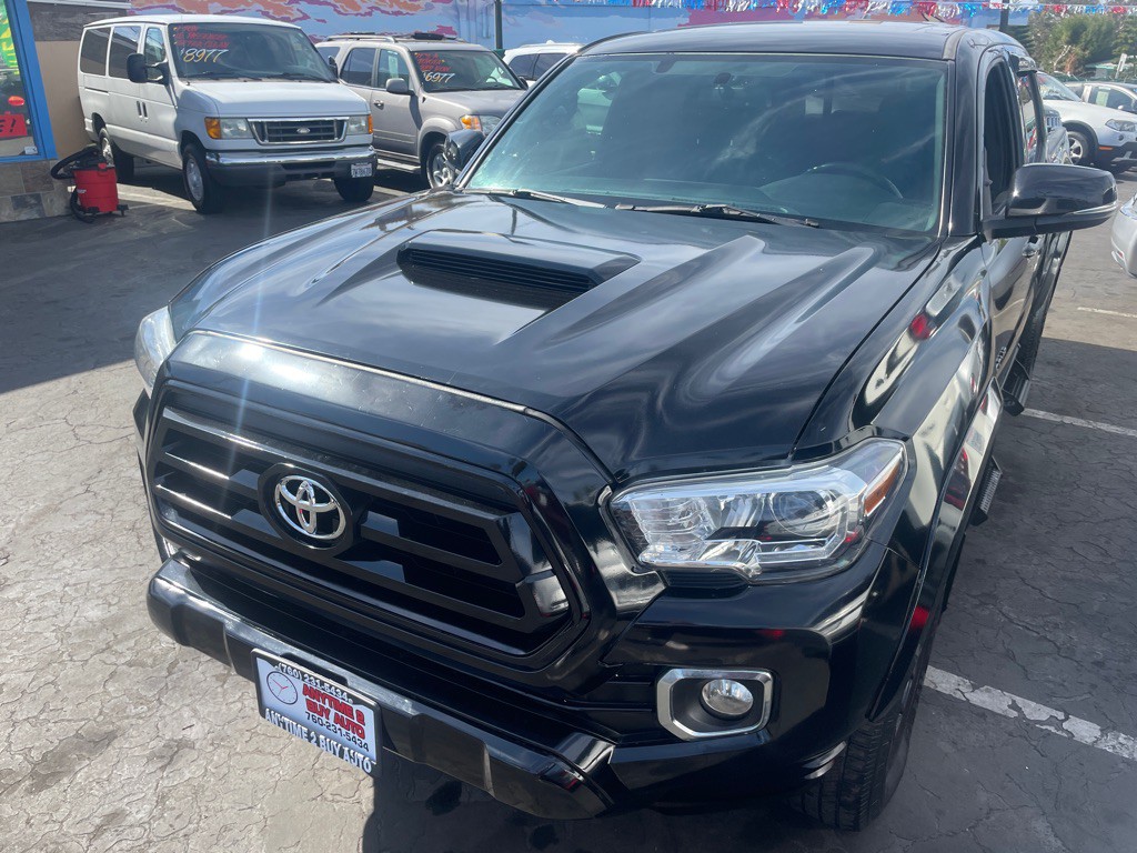 2016 Toyota Tacoma Image 32