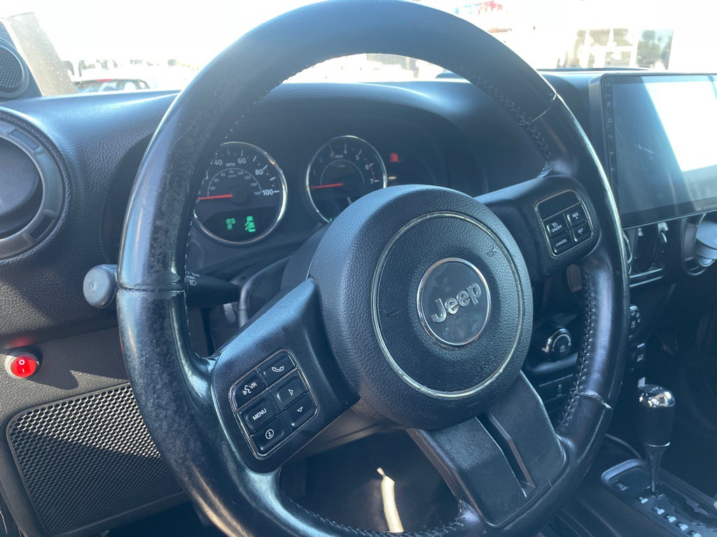 2011 Jeep Wrangler Unlimited Image 9