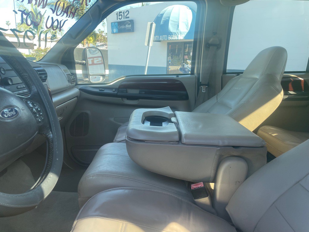 2007 Ford F-250 Image 5