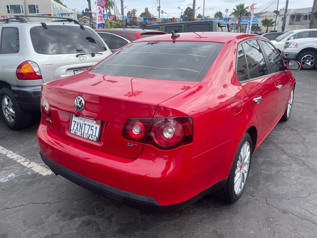 2009 Volkswagen Jetta Image 4