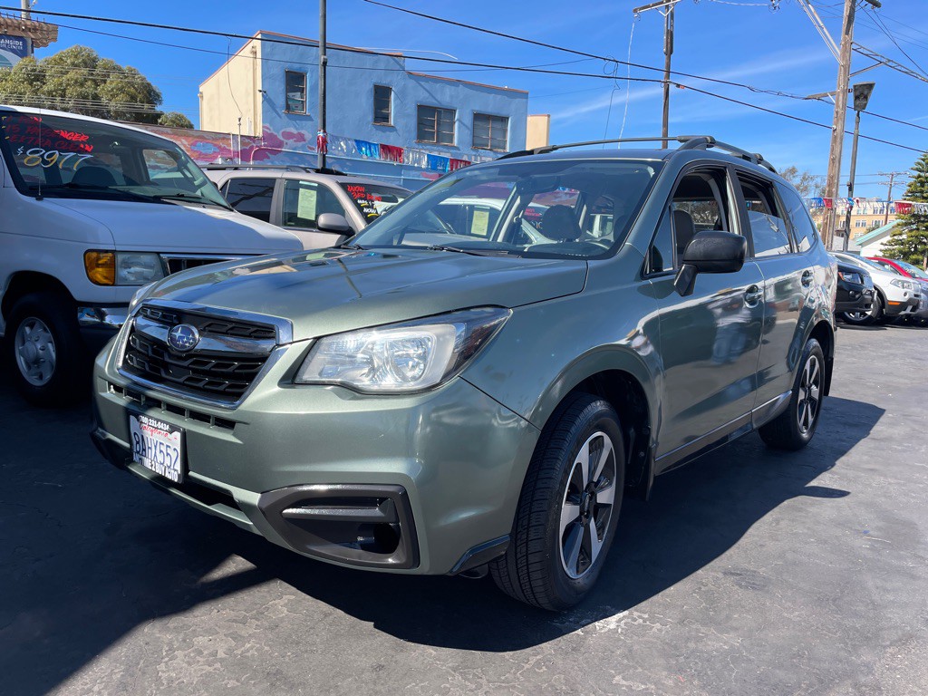 2018 Subaru Forester Image 1