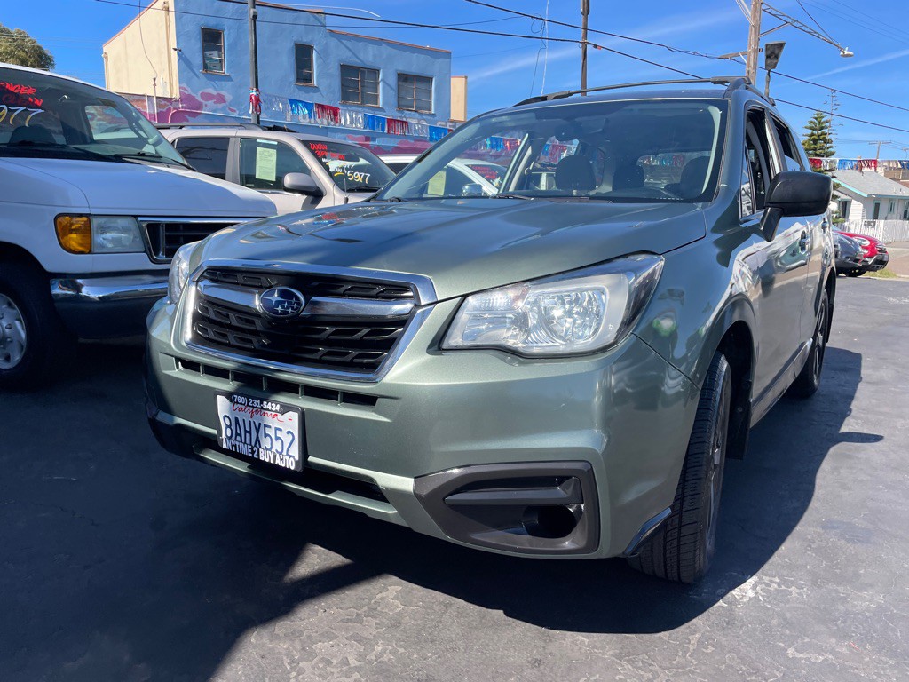 2018 Subaru Forester Image 2