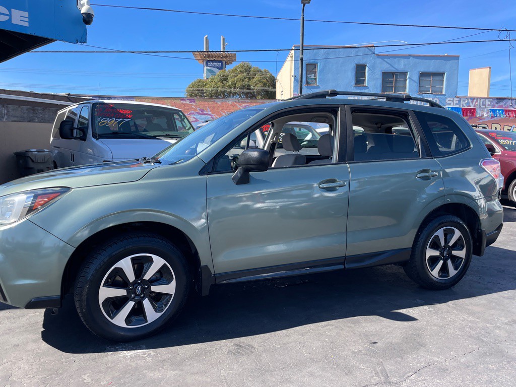 2018 Subaru Forester Image 3