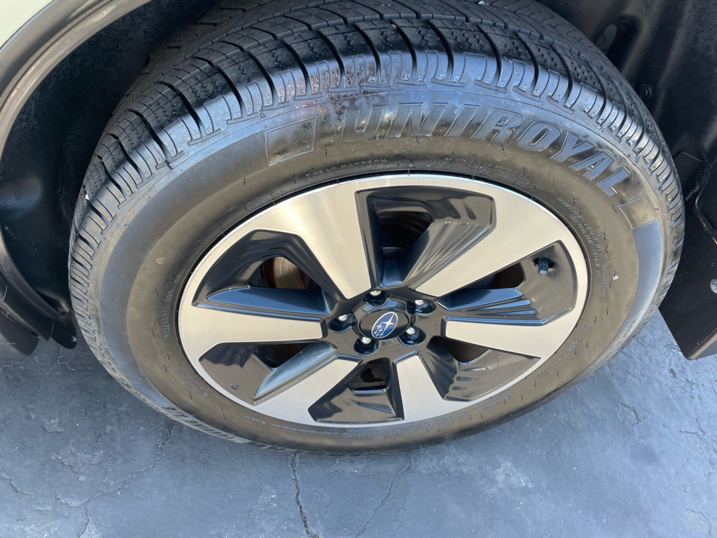 2018 Subaru Forester Image 18