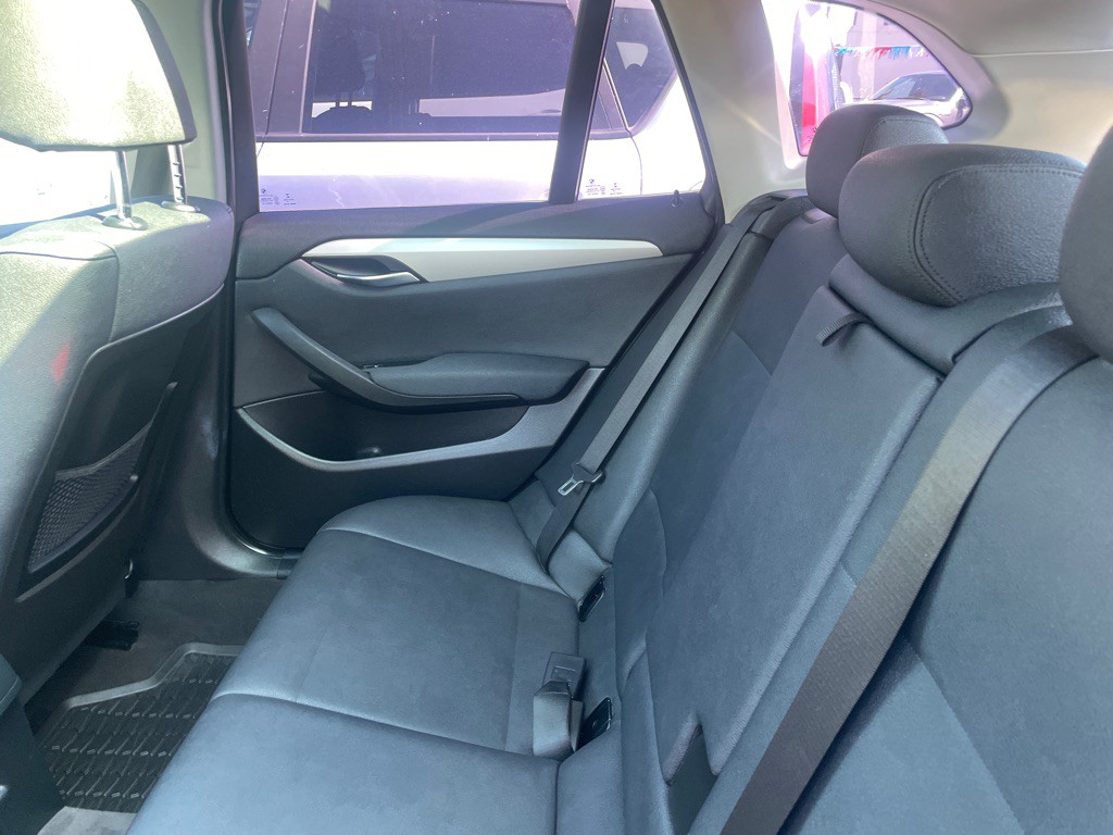 2015 BMW X1 Image 22