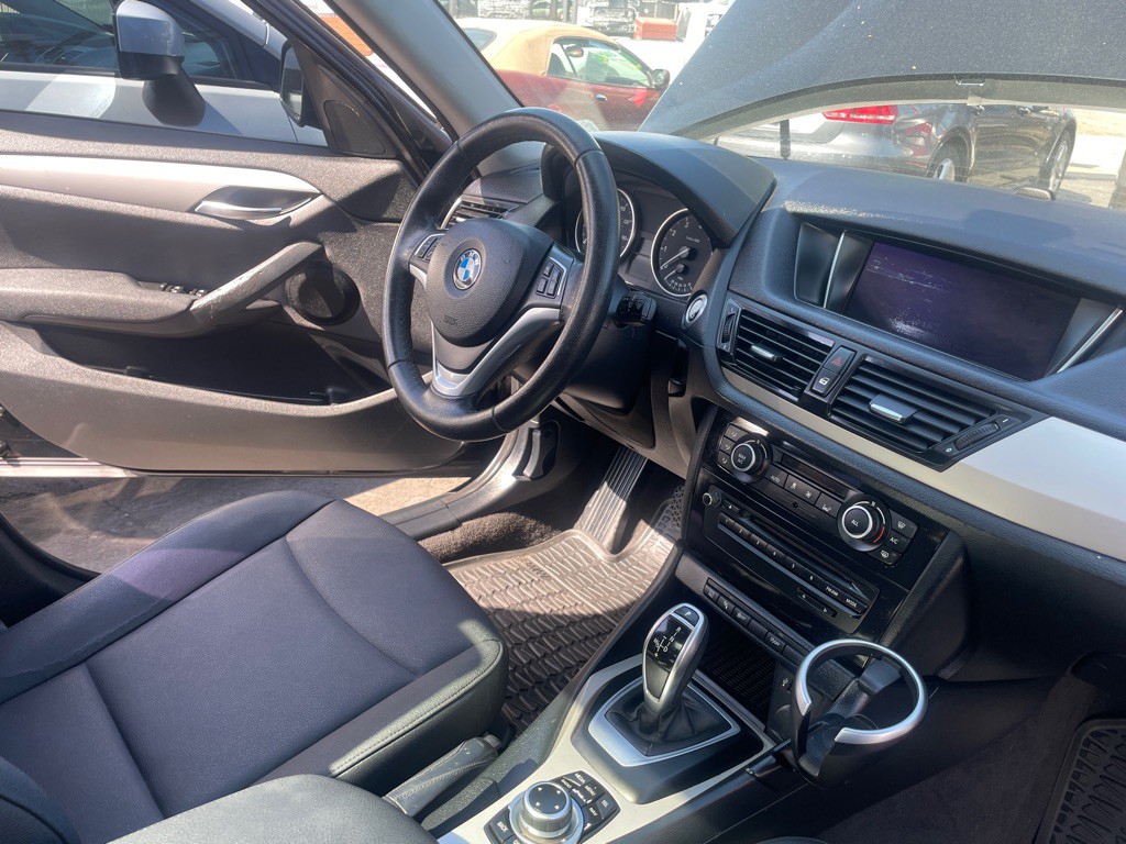 2015 BMW X1 Image 28