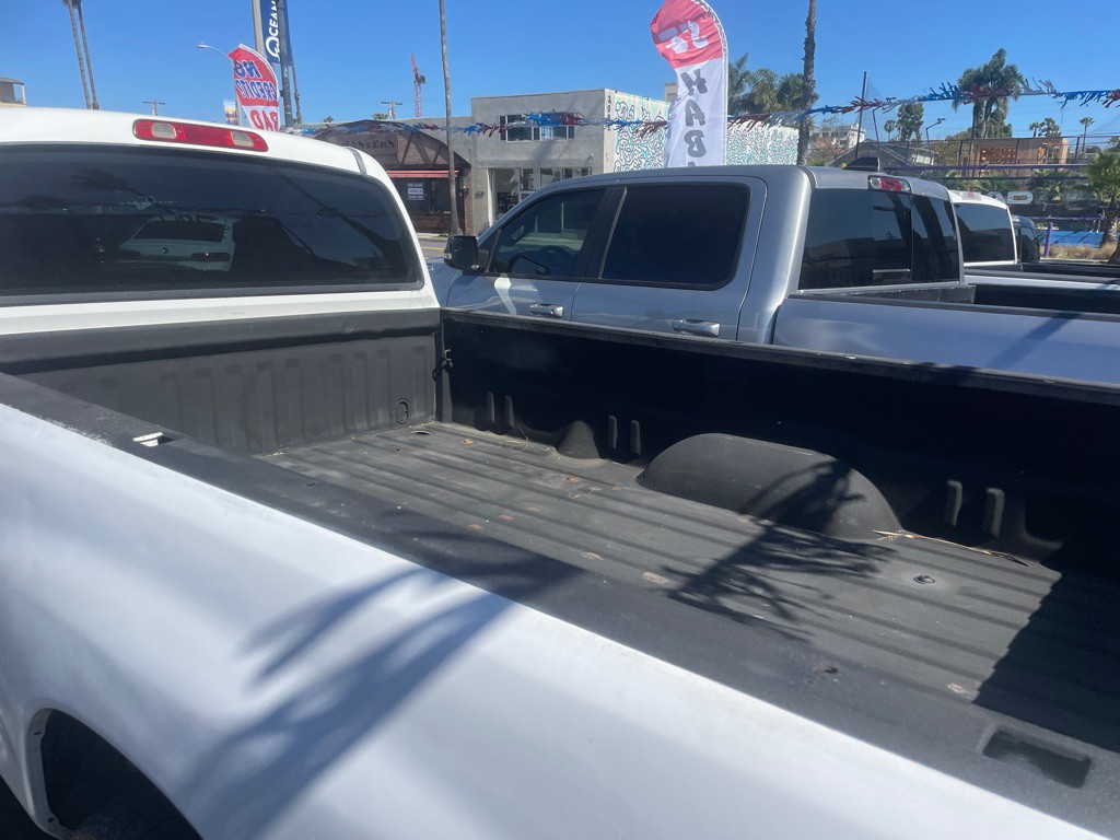 2000 Toyota Tundra Image 9