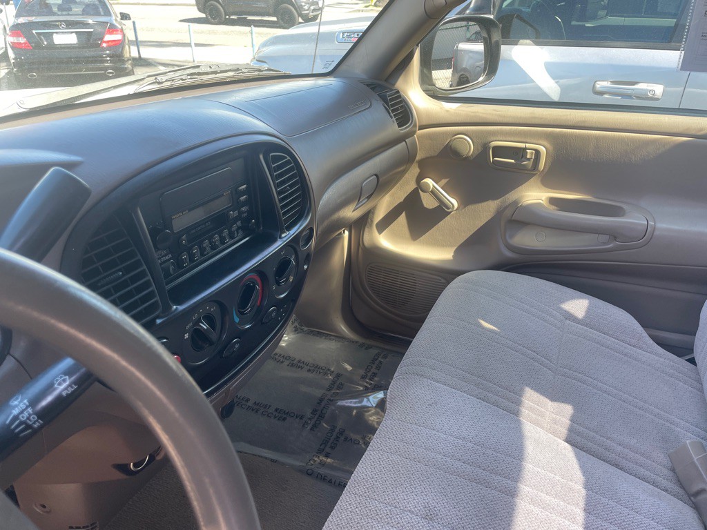 2000 Toyota Tundra Image 16