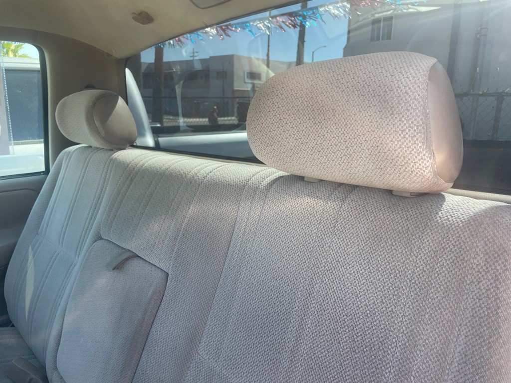 2000 Toyota Tundra Image 18