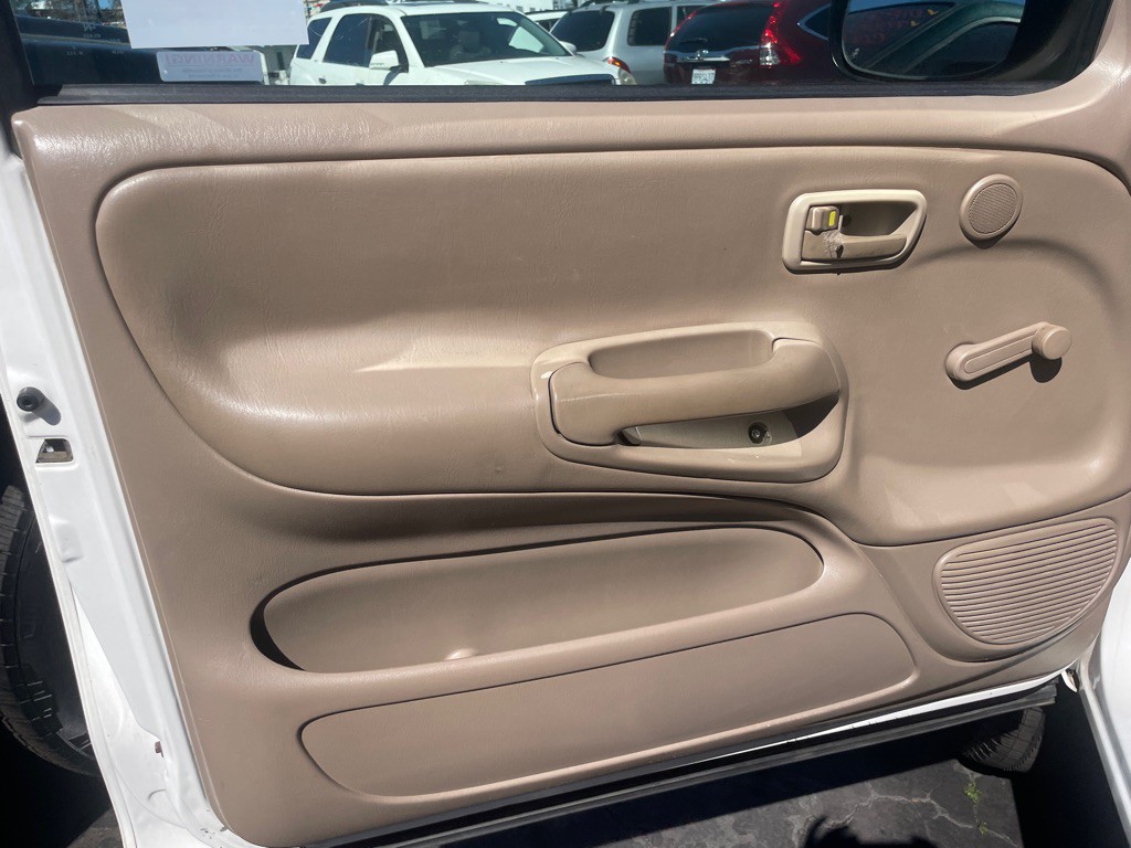 2000 Toyota Tundra Image 20