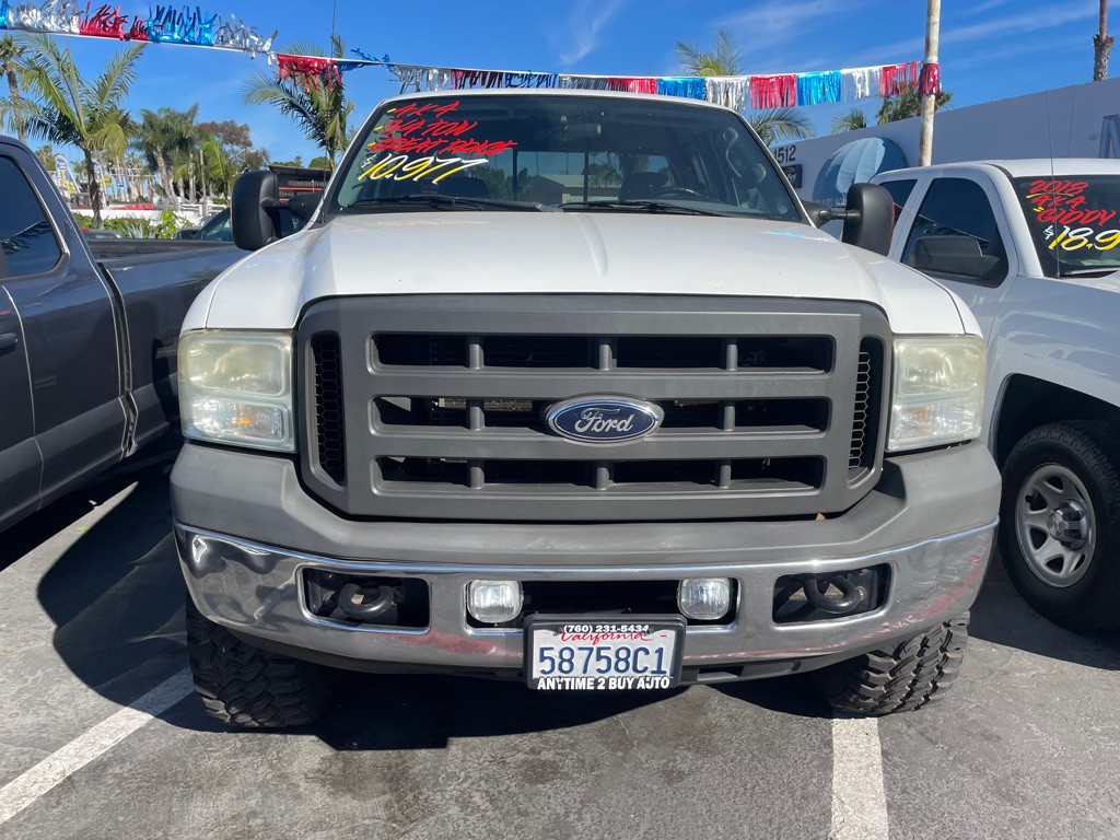 2005 Ford F-250 Image 2