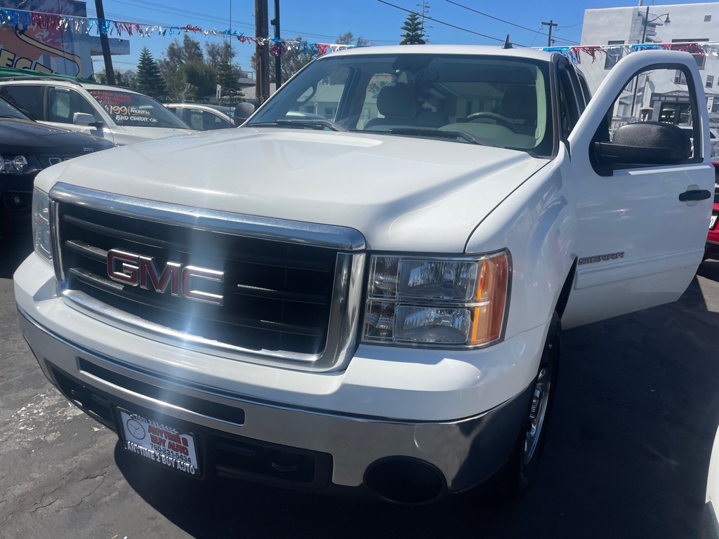 2009 GMC Sierra Image 3