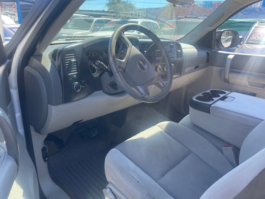 2009 GMC Sierra Image 10