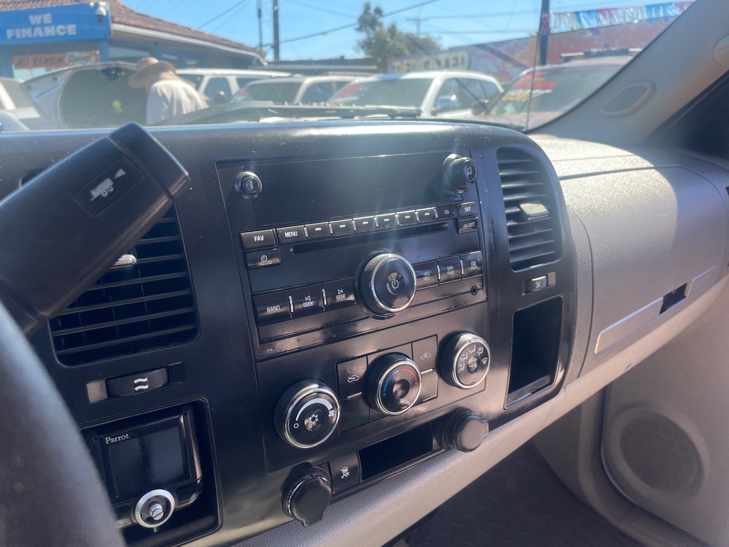 2009 GMC Sierra Image 13