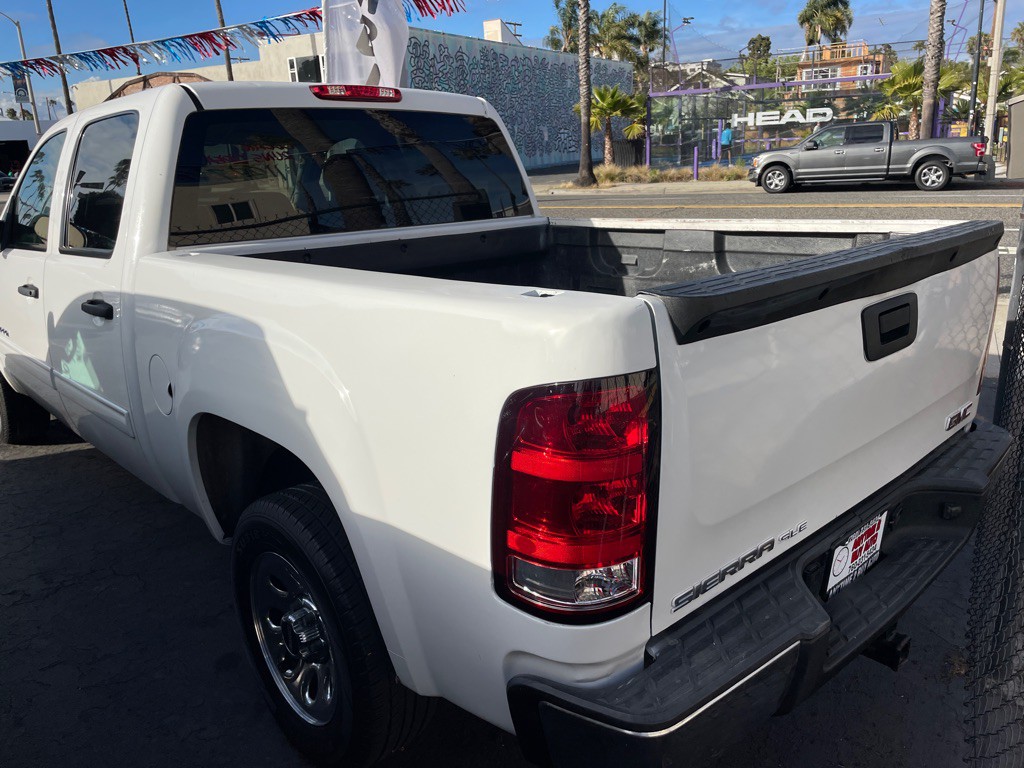 2009 GMC Sierra Image 17