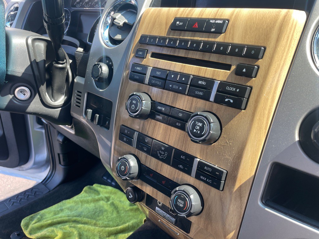 2011 Ford F-150 Image 12