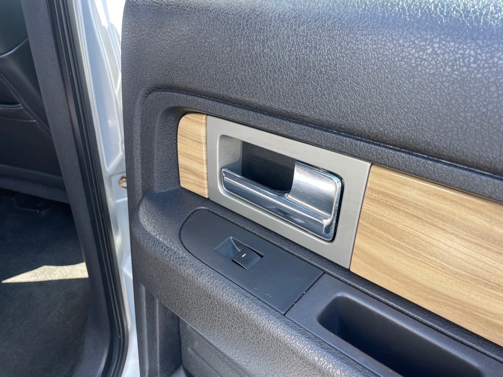 2011 Ford F-150 Image 21