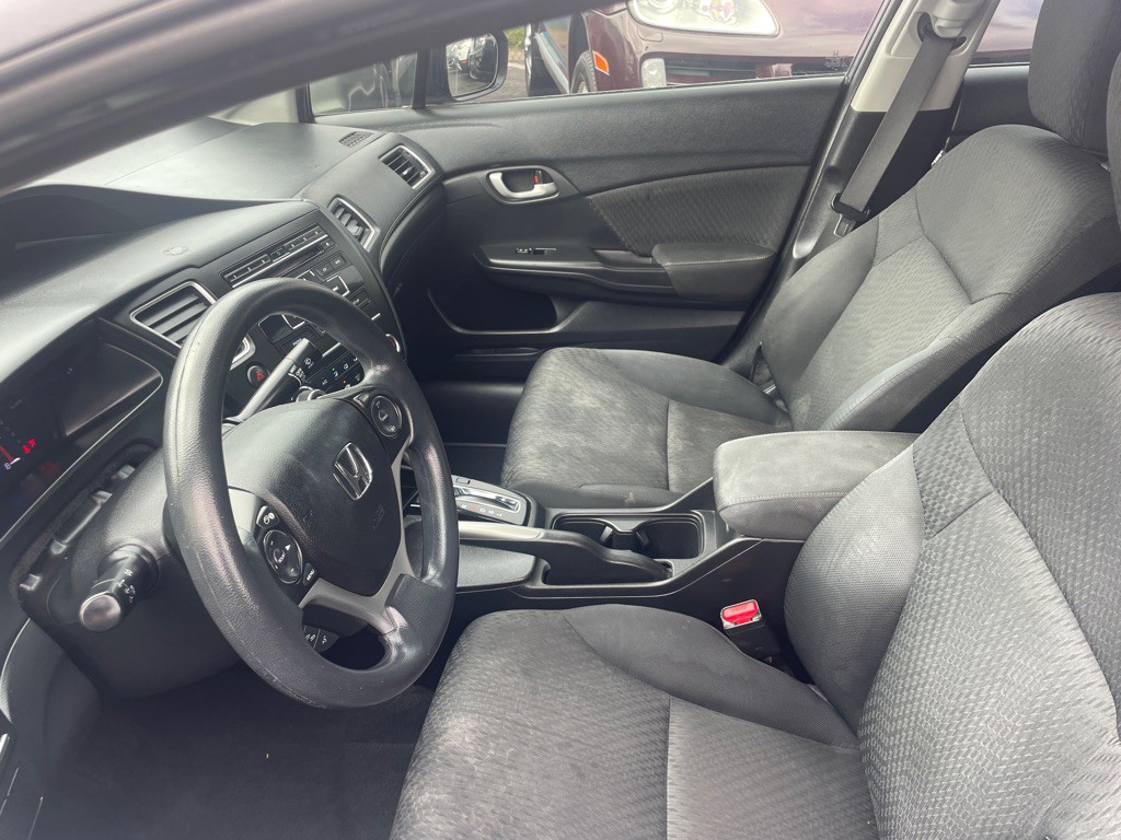 2015 Honda Civic Image 9