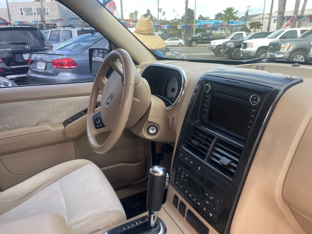 2008 Ford Explorer Image 16