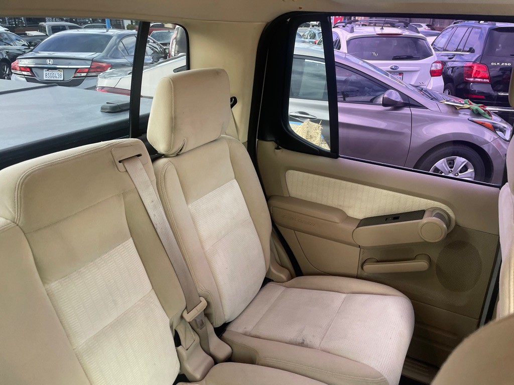 2008 Ford Explorer Image 18