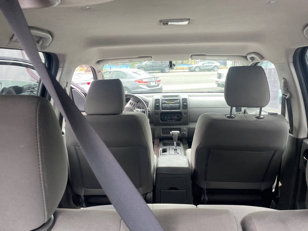 2012 Nissan Xterra Image 24