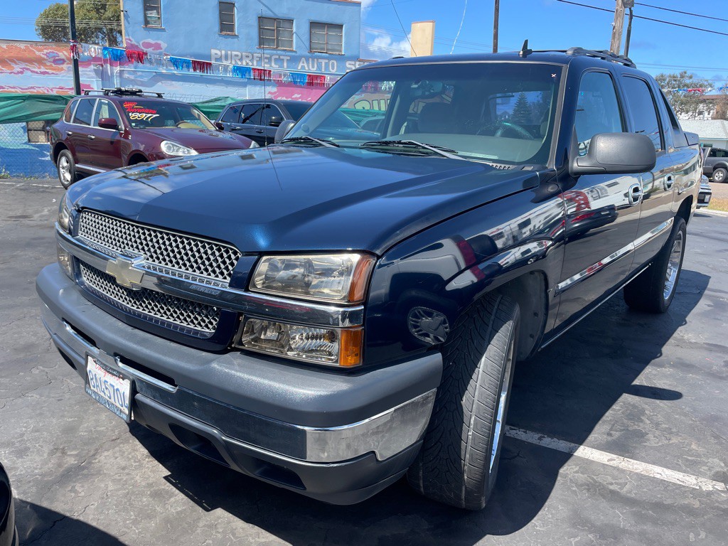 2006 Chevrolet Avalanche Image 2