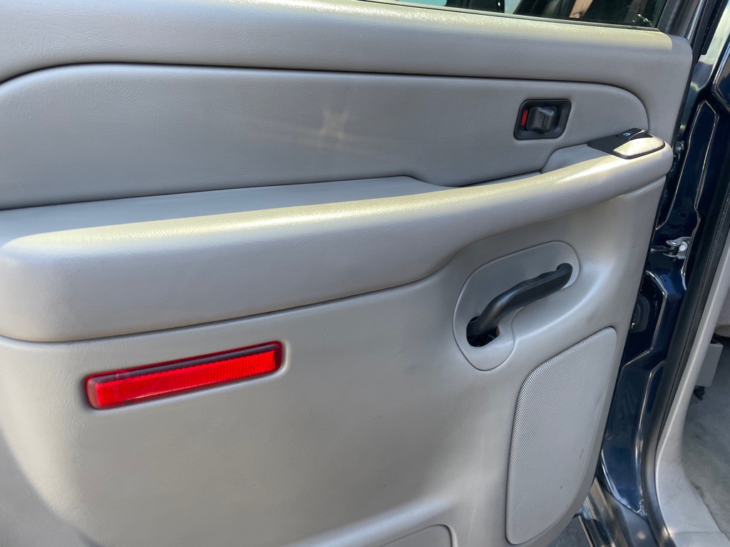 2006 Chevrolet Avalanche Image 25