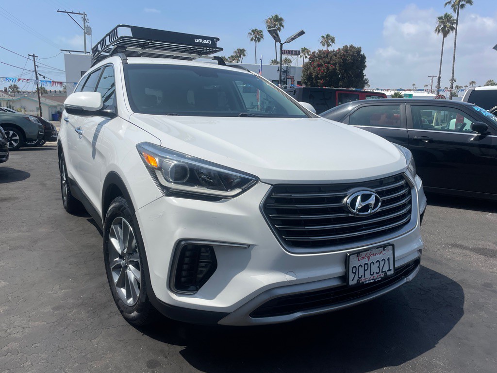 2017 Hyundai Santa Fe Image 6