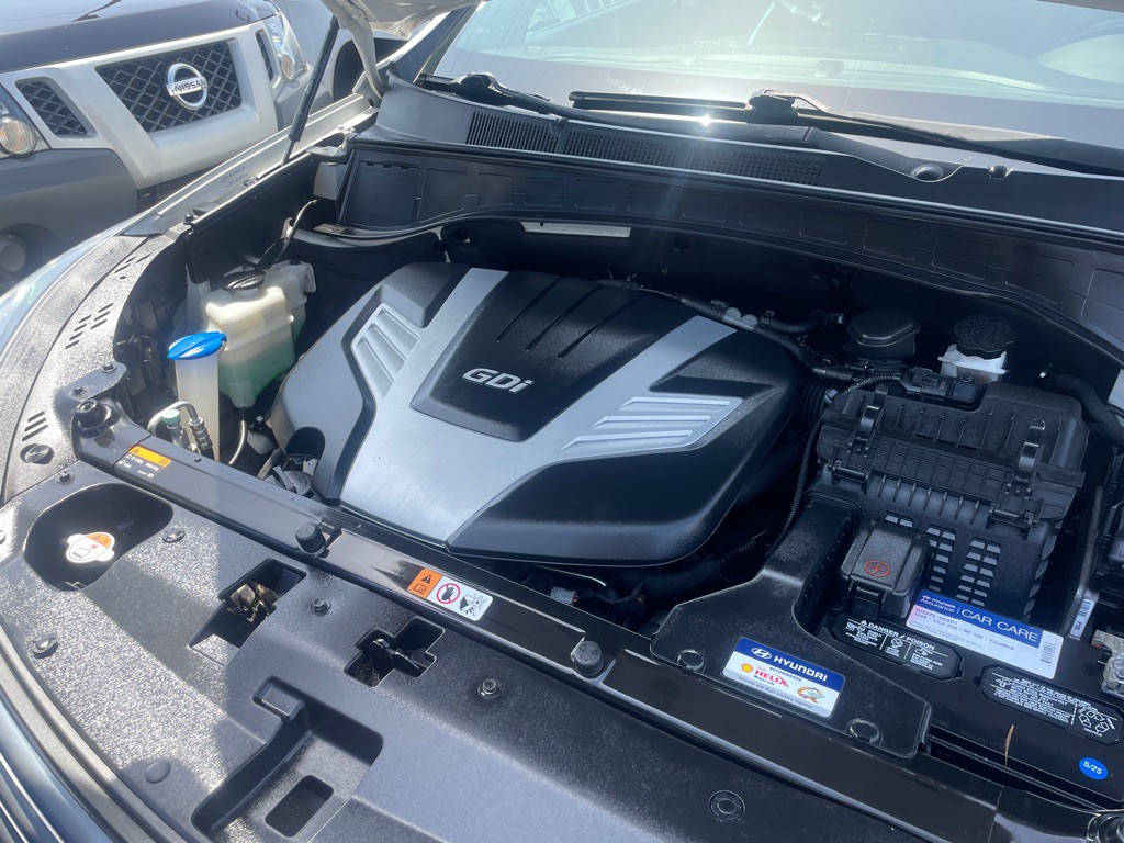 2017 Hyundai Santa Fe Image 28