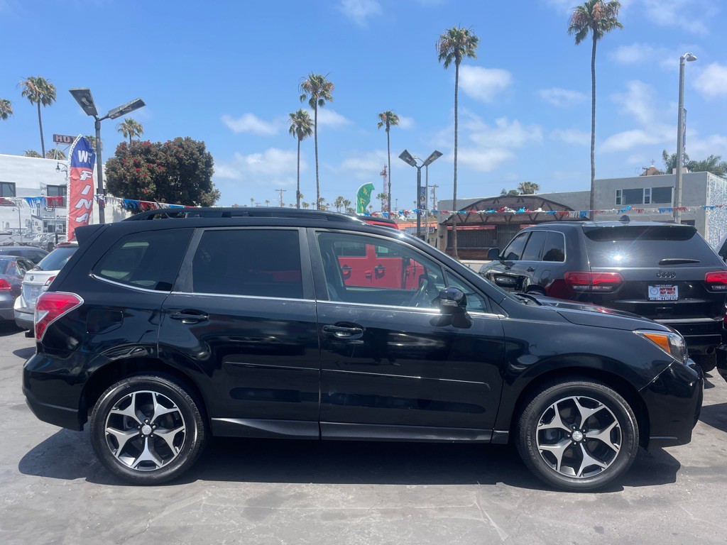 2014 Subaru Forester Image 2