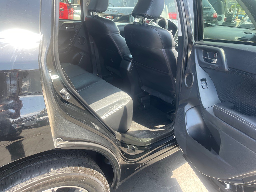 2014 Subaru Forester Image 10