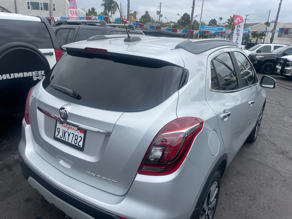 2019 Buick Enclave Image 9