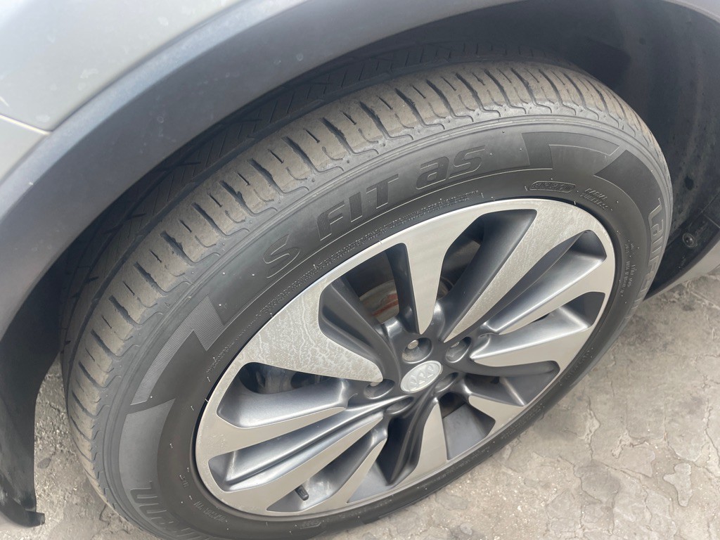 2019 Buick Enclave Image 14