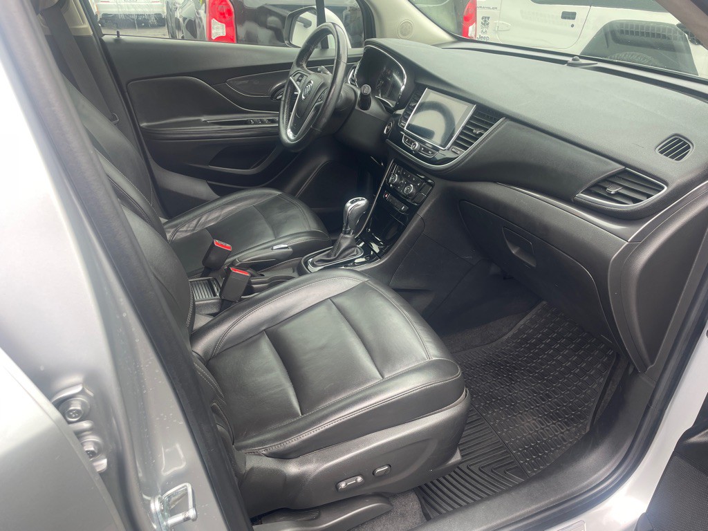 2019 Buick Enclave Image 15