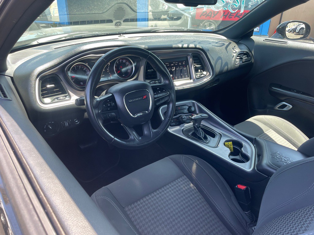 2019 Dodge Challenger Image 8