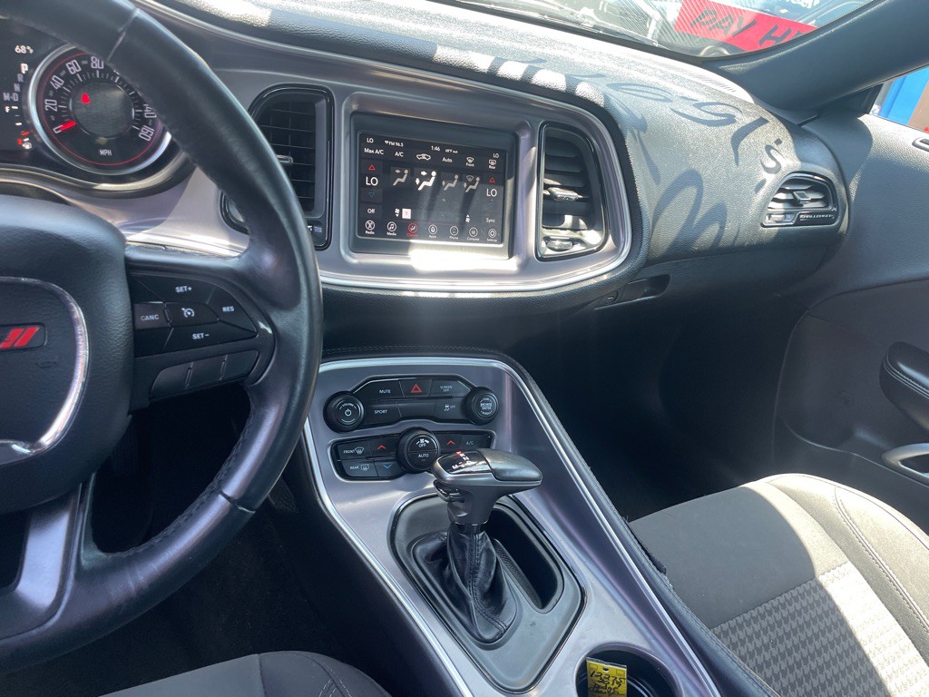 2019 Dodge Challenger Image 12