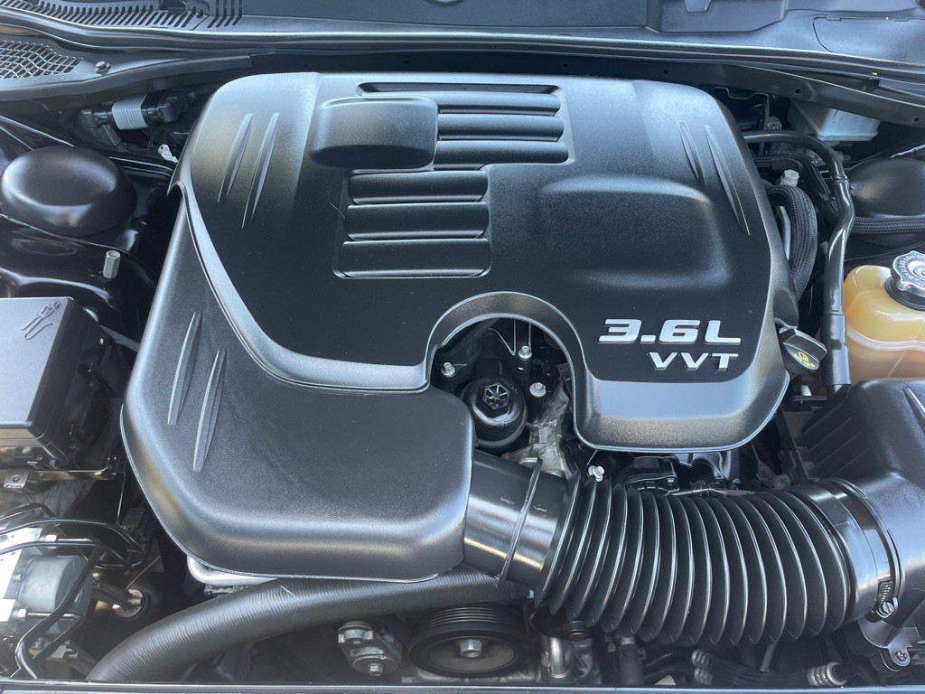 2019 Dodge Challenger Image 18